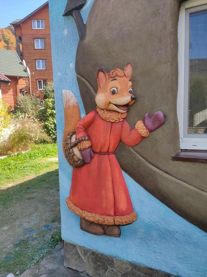 Рукавичка Yaremche Eksteriør billede