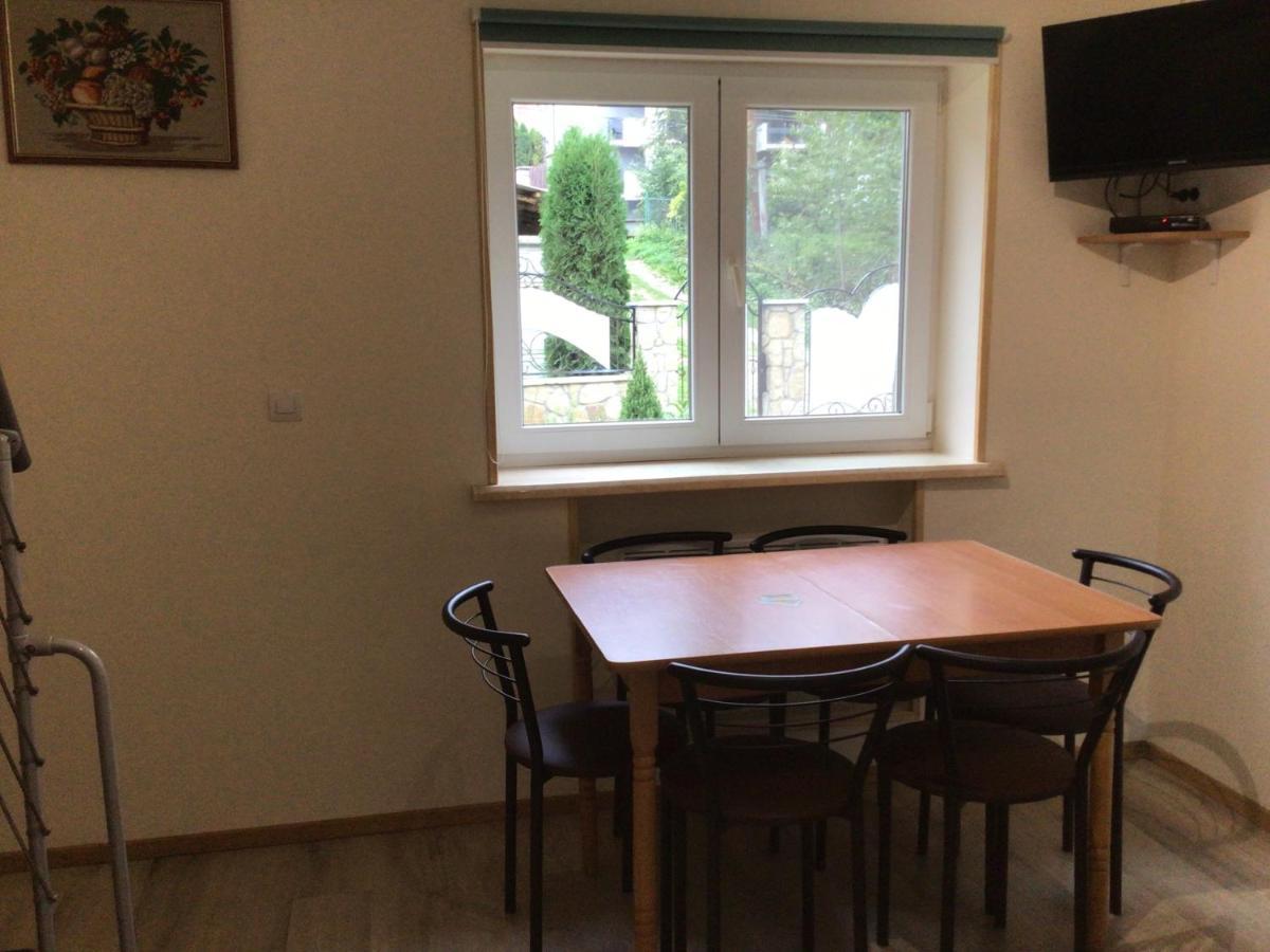 Рукавичка Yaremche Eksteriør billede